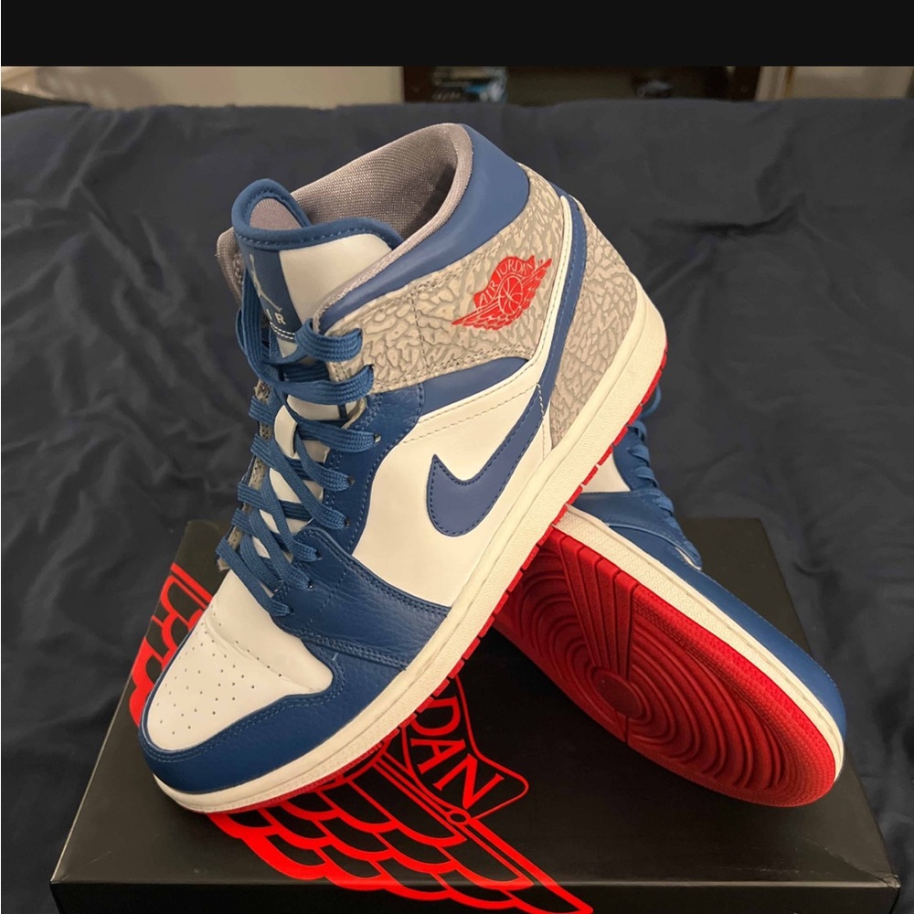 Jordan 1